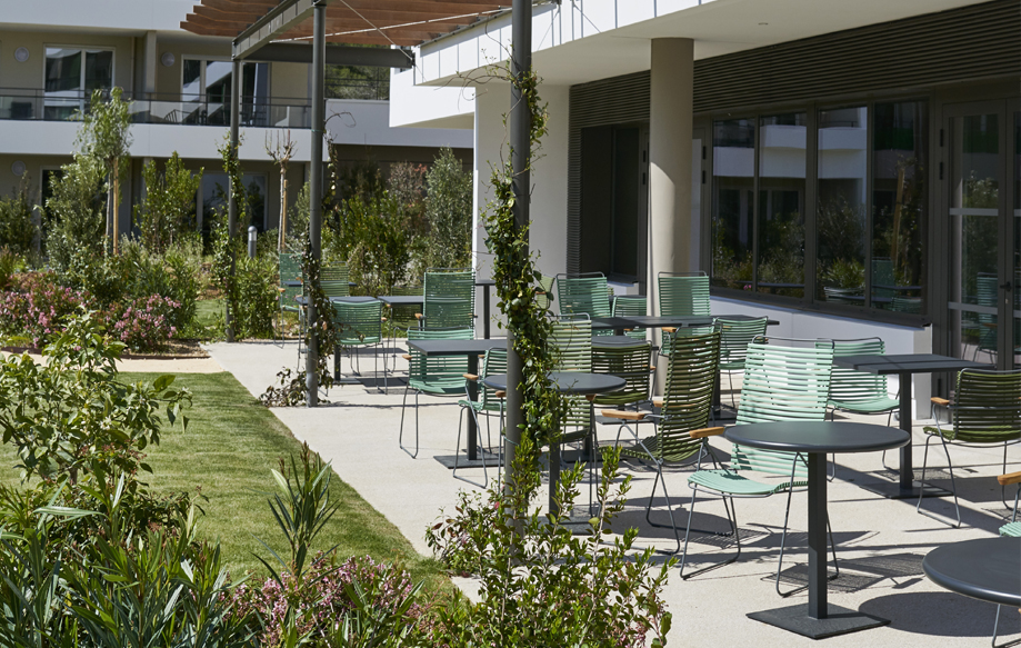 Bastide des Calanques - Perimmo & Panela // Chaises outdoor Click de Houe